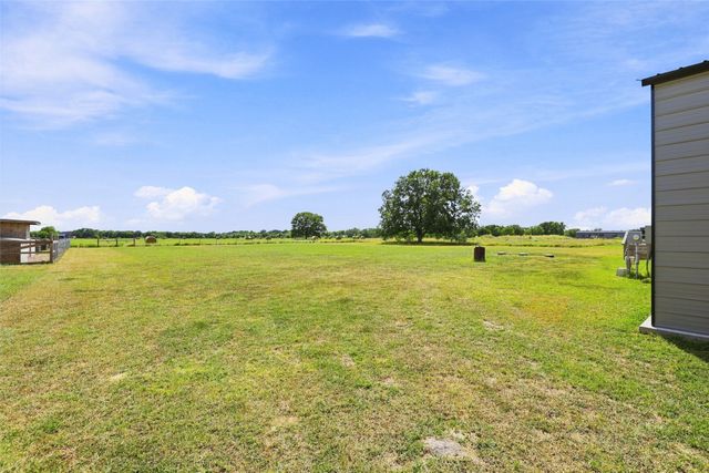 4932 County Road 4502, Commerce, TX 75428