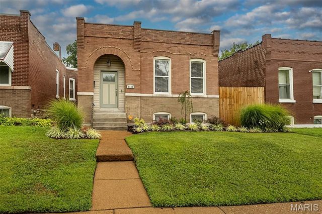 4432 Tennessee Avenue, St Louis, MO 63111