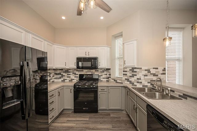 4432 Tennessee Avenue, St Louis, MO 63111