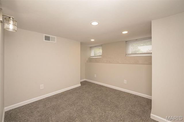 4432 Tennessee Avenue, St Louis, MO 63111