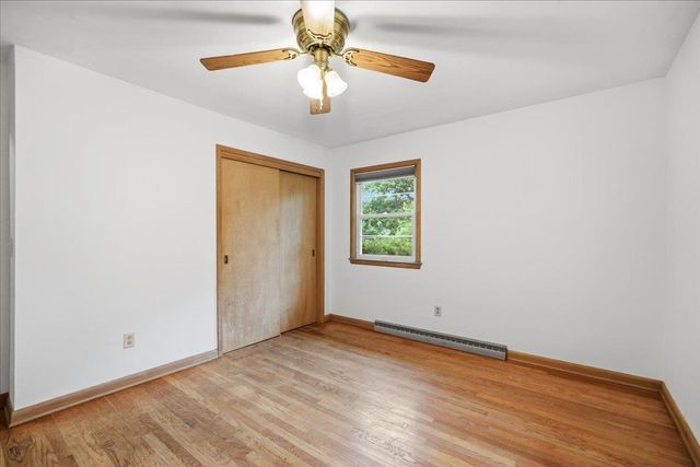 6105 Queens Way, Monona, WI 53716