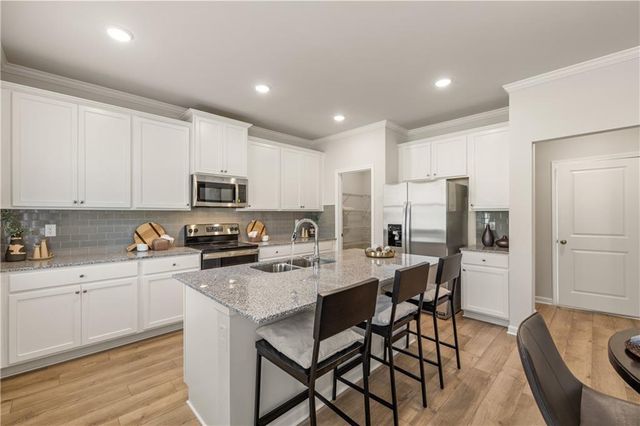 211 Whispering Pines Avenue, Conyers, GA 30094