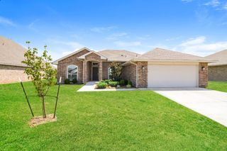 902 SE 17 Terrace, Newcastle, OK 73065