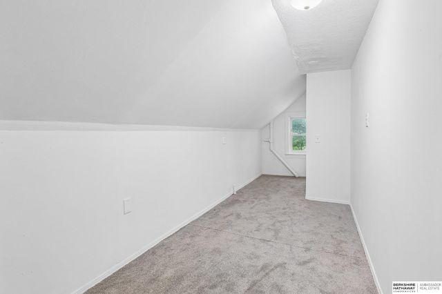 2207 N 16th Street, Omaha, NE 68110