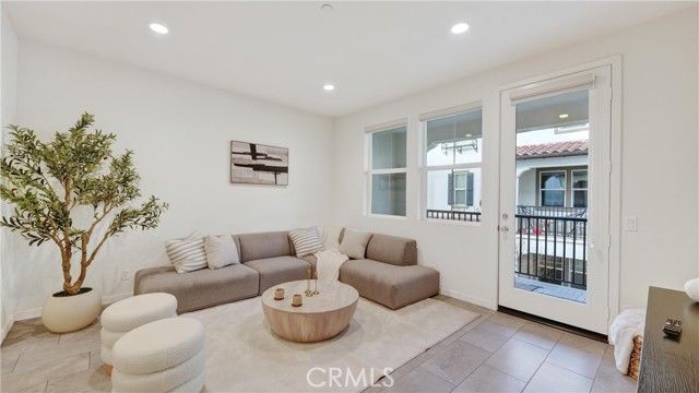 10548 Acorn Place, Los Alamitos, CA 90720