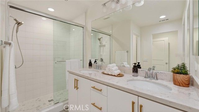 10548 Acorn Place, Los Alamitos, CA 90720