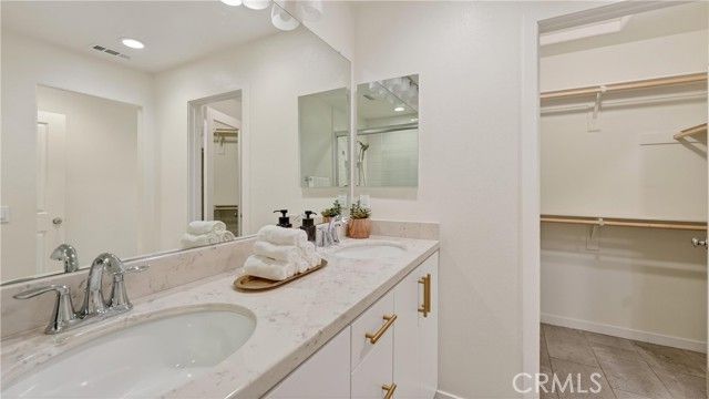 10548 Acorn Place, Los Alamitos, CA 90720