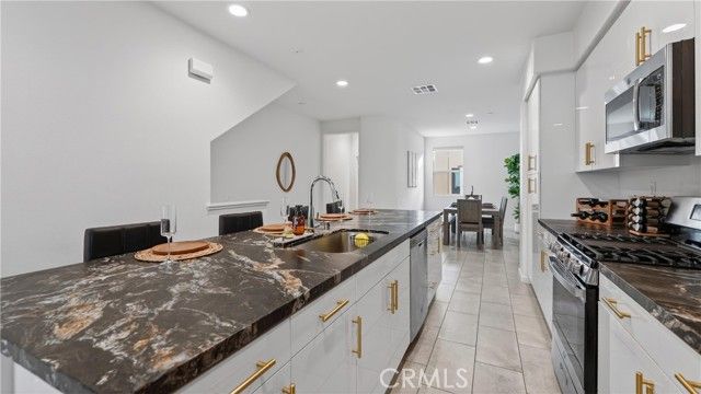 10548 Acorn Place, Los Alamitos, CA 90720