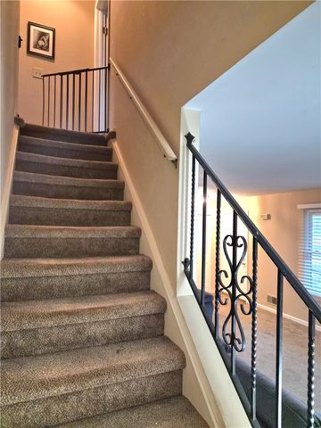 69 New Wickham Drive, Penfield, NY 14526