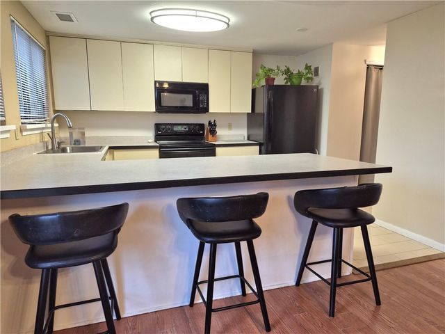 69 New Wickham Drive, Penfield, NY 14526