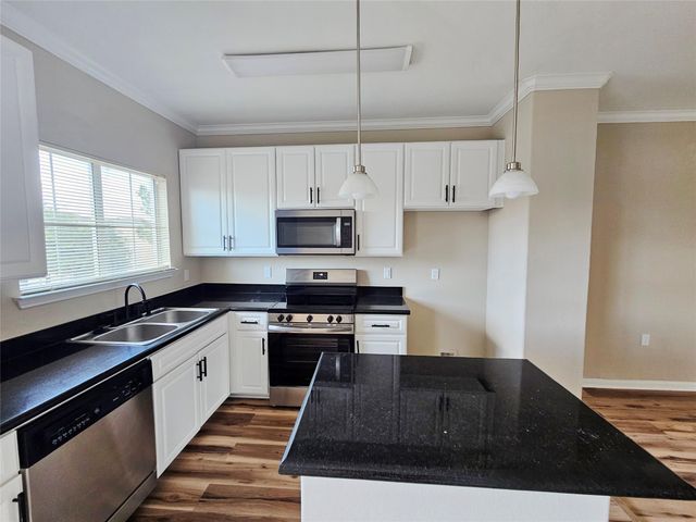 9200 Westheimer Road 203, Houston, TX 77063
