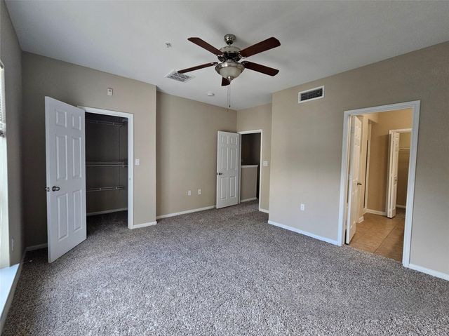 9200 Westheimer Road 203, Houston, TX 77063