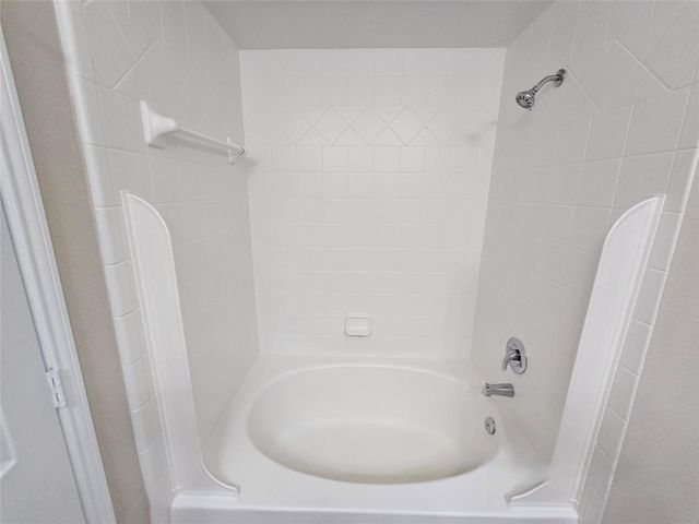9200 Westheimer Road 203, Houston, TX 77063