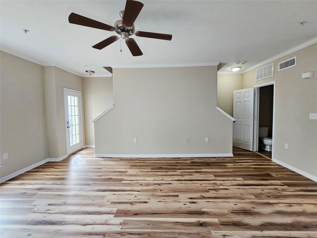 9200 Westheimer Road 203, Houston, TX 77063