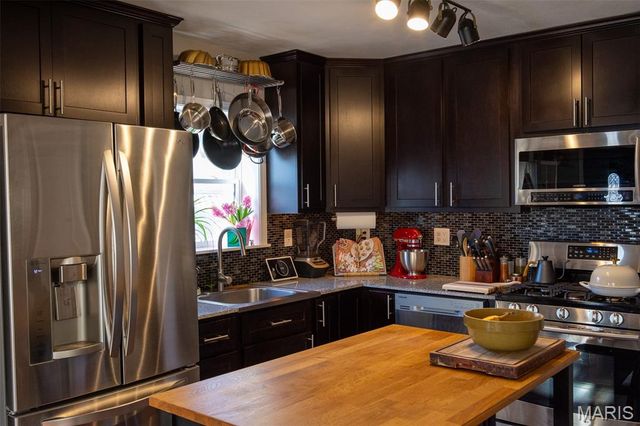 6309 Marquette Avenue, St Louis, MO 63139