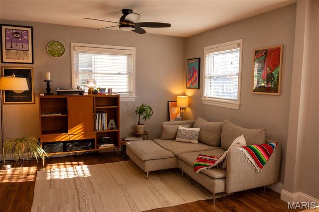 6309 Marquette Avenue, St Louis, MO 63139