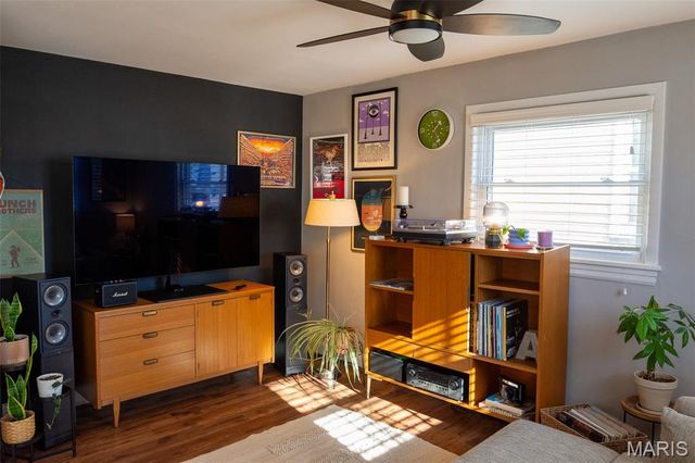 6309 Marquette Avenue, St Louis, MO 63139