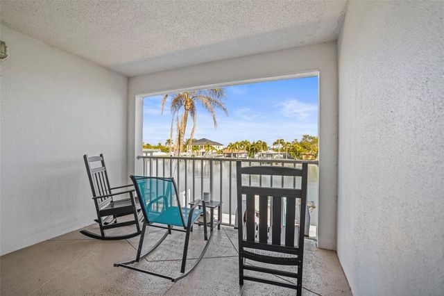 11655 3RD STREET E 19, Treasure Island, FL 33706