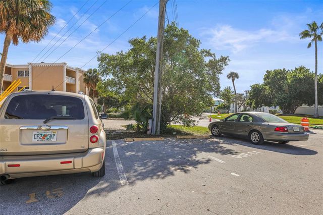 11655 3RD STREET E 19, Treasure Island, FL 33706