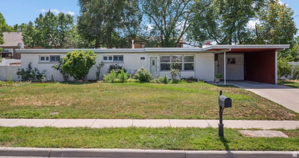 1520 E 8600 S, Sandy, UT 84093 — exterior