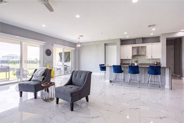 5850 Whippoorwill Cir, Westlake, FL 33470