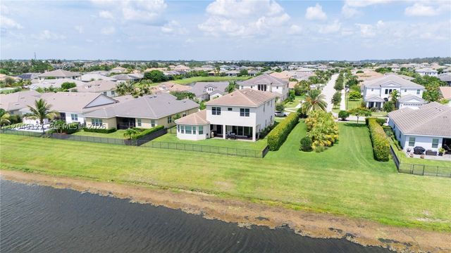 5850 Whippoorwill Cir, Westlake, FL 33470