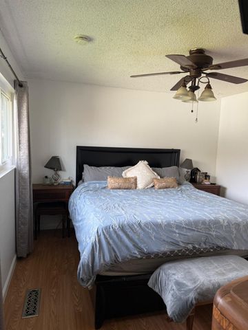 1125 Athens Ave, Modesto, CA 95350