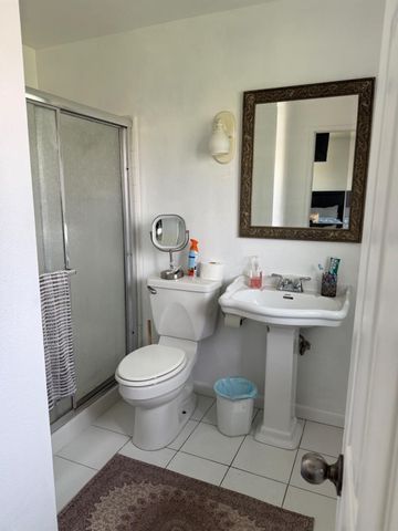 1125 Athens Ave, Modesto, CA 95350