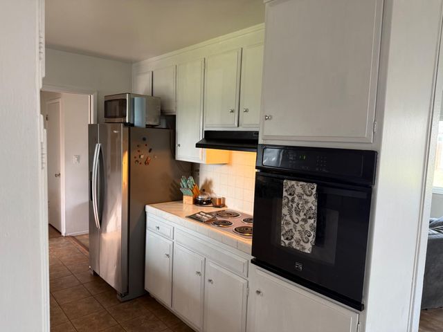 1125 Athens Ave, Modesto, CA 95350