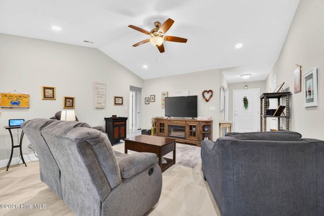 2925 Hardsmith Street, Shallotte, NC 28470