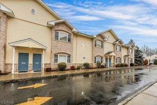 520 Victor St 8, Saddle Brook Twp., NJ 07663