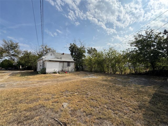 2517 NW 29th Street, Fort Worth, TX 76106