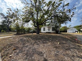 2517 NW 29th Street, Fort Worth, TX 76106