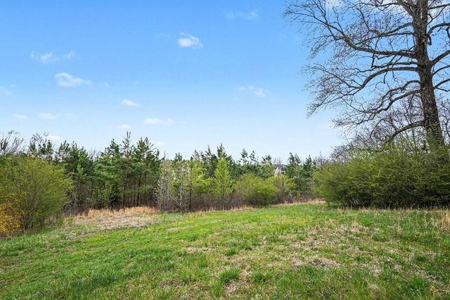 1079 Harristown Rd, Ashland City, TN 37015