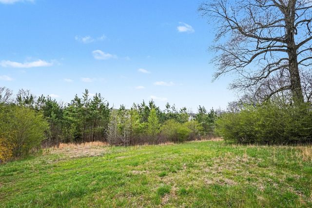 1079 Harristown Rd, Ashland City, TN 37015