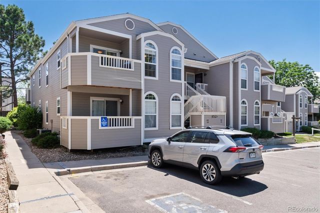 5712 W Asbury Place B202, Denver, CO 80227