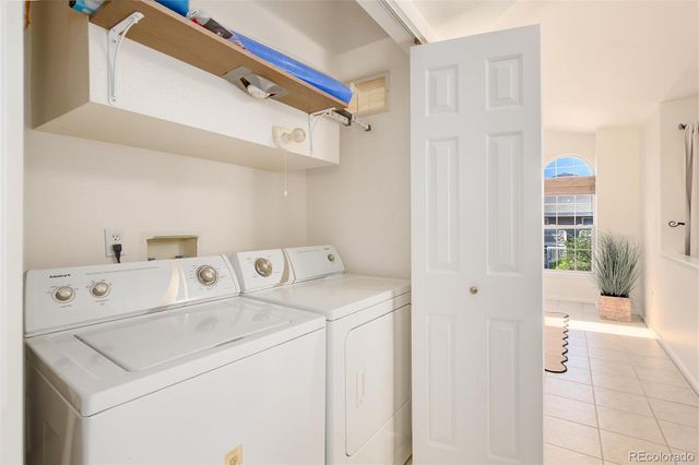 5712 W Asbury Place B202, Denver, CO 80227