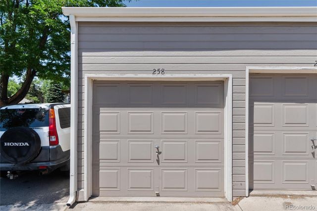 5712 W Asbury Place B202, Denver, CO 80227