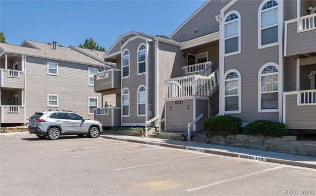 5712 W Asbury Place B202, Denver, CO 80227
