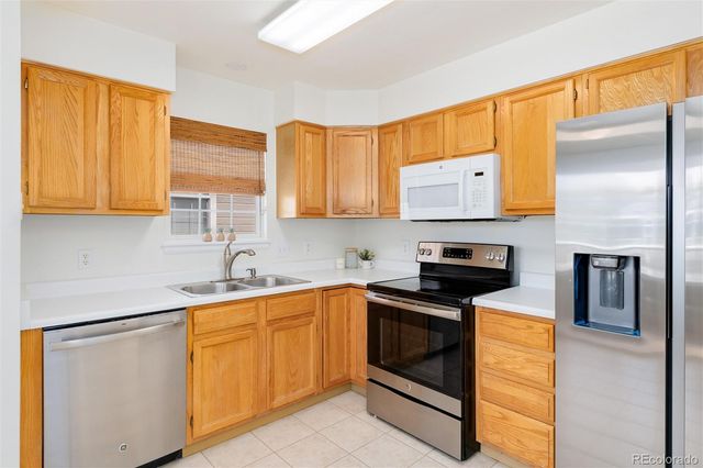 5712 W Asbury Place B202, Denver, CO 80227