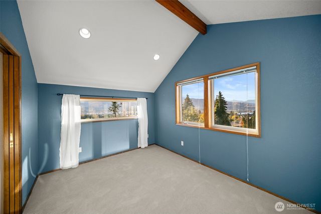 606 Ski View Drive, East Wenatchee, WA 98802