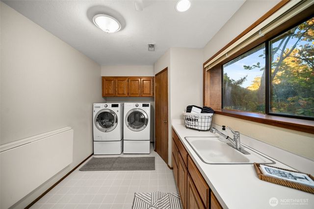 606 Ski View Drive, East Wenatchee, WA 98802