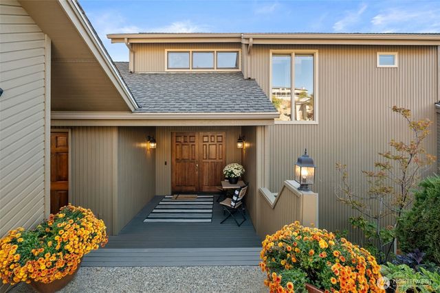 606 Ski View Drive, East Wenatchee, WA 98802