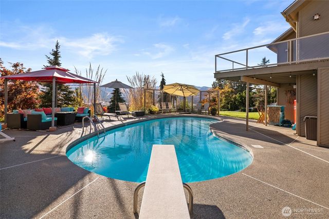 606 Ski View Drive, East Wenatchee, WA 98802