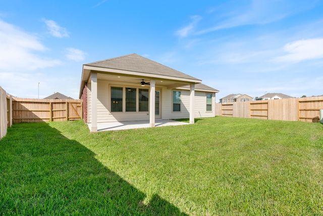 12934 Basswood Summit Dr, Houston, TX 77044