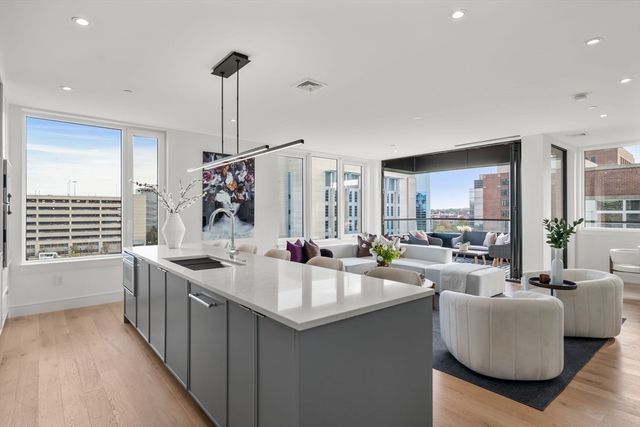 595 Albany Street PH, Boston, MA 02118