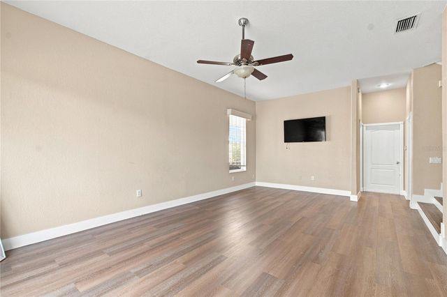 7326 YARDLEY WAY, Tampa, FL 33647