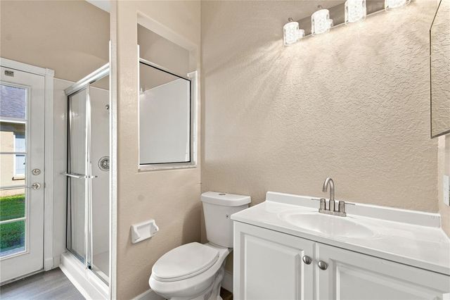 7326 YARDLEY WAY, Tampa, FL 33647
