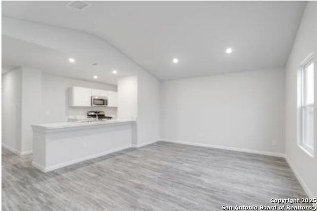 701 Cadena Loop, Kenedy, TX 78119