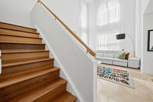 6061 SW 13th St, West Miami, FL 33144